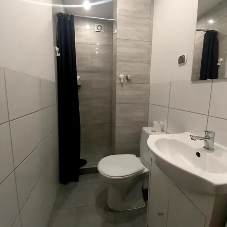Lesne Zacisze 3*
