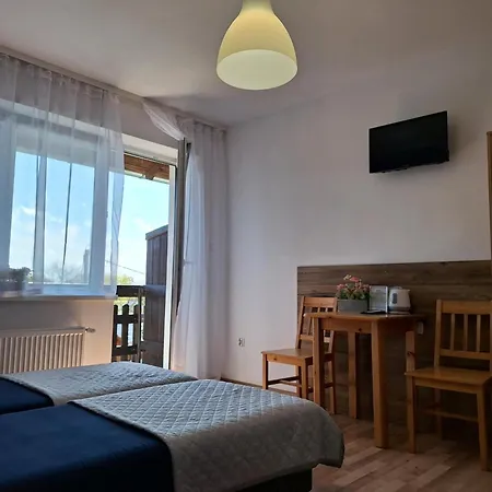 Lesne Zacisze ゲストハウス 3*