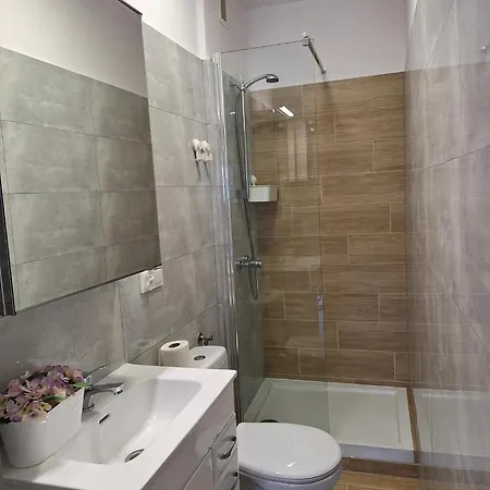 Lesne Zacisze בית הארחה