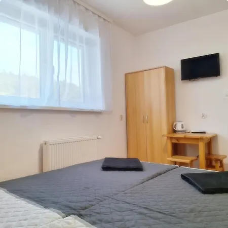 Lesne Zacisze בית הארחה